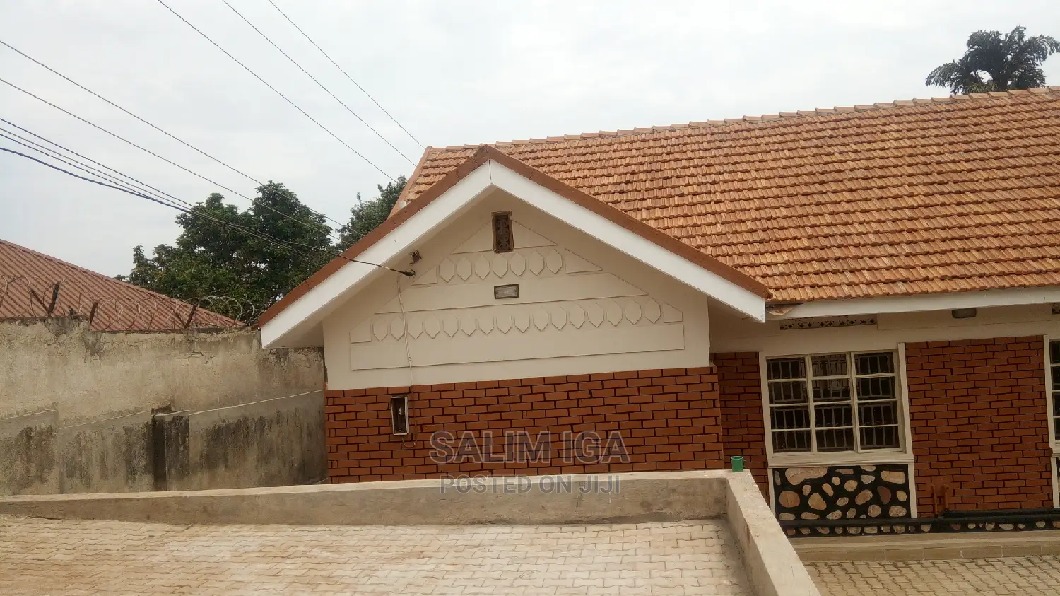 4bdrm Bungalow in Kololo Property, Central Division for Rent