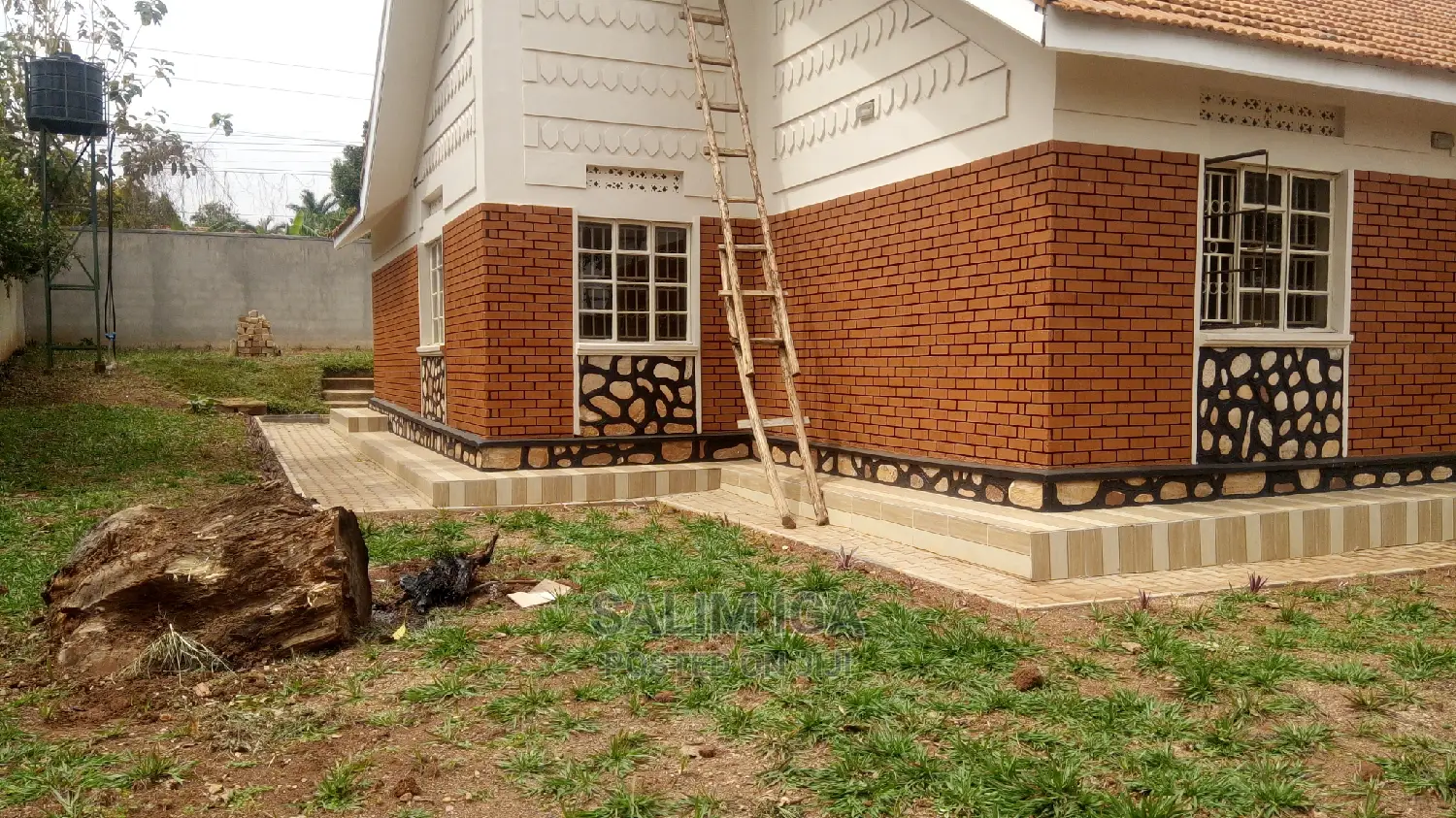 4bdrm Bungalow in Kololo Property, Central Division for Rent