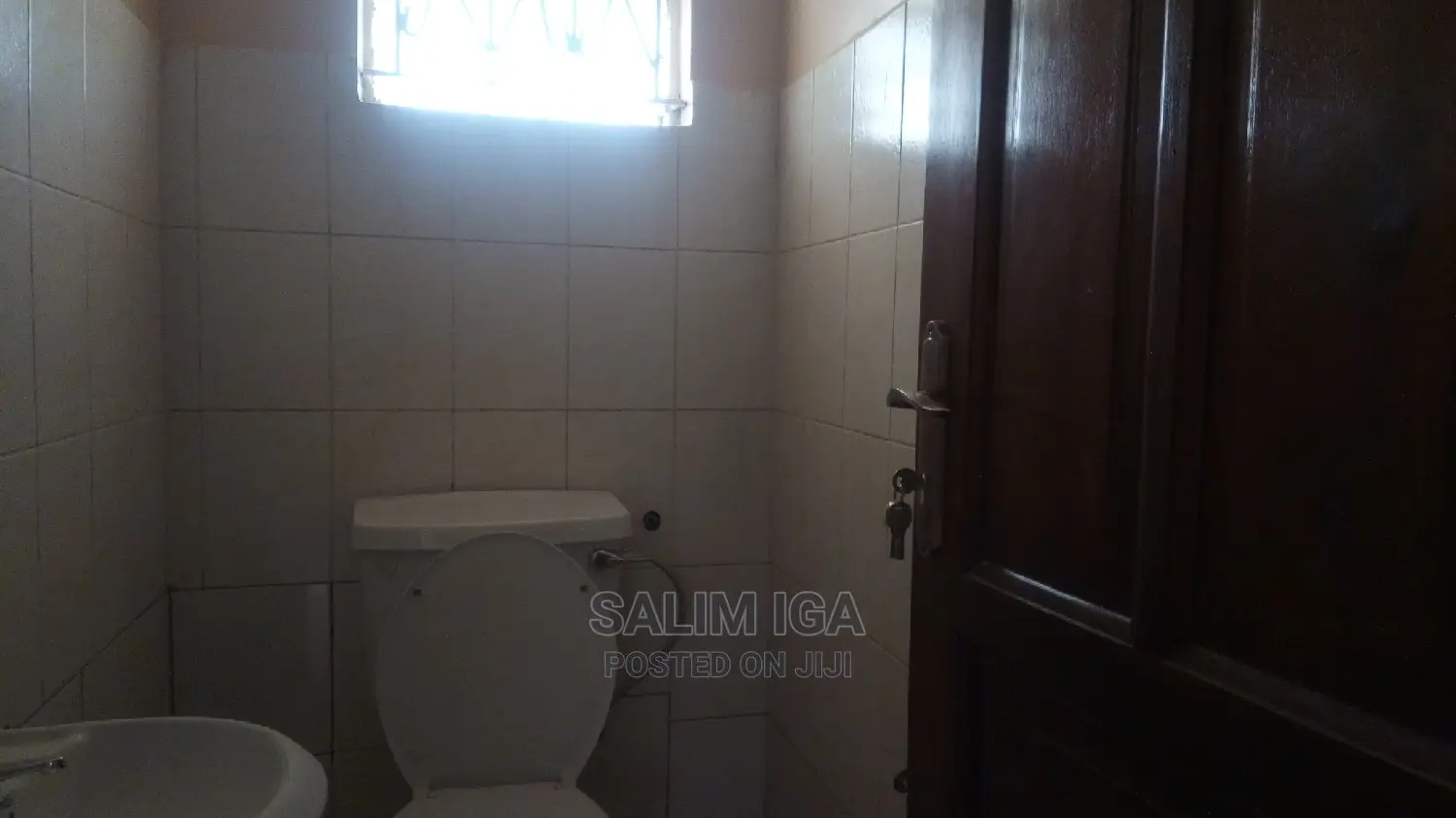4bdrm Bungalow in Kololo Property, Central Division for Rent