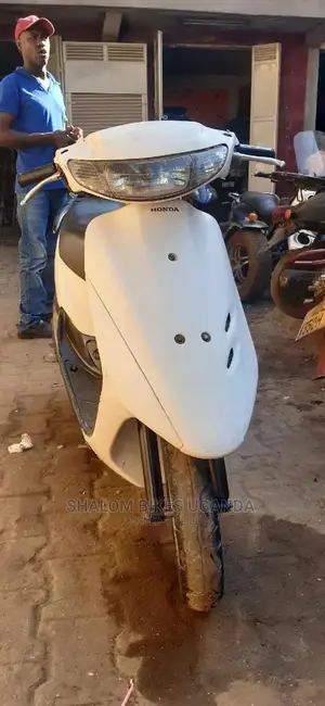 Honda Dio 2018 White