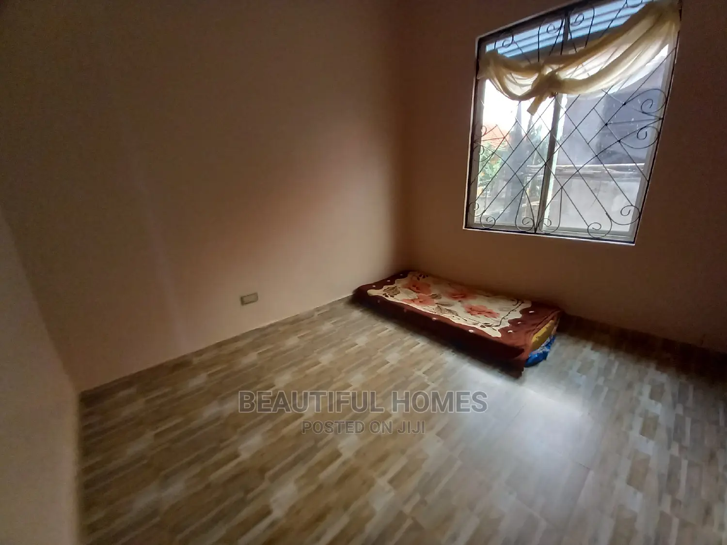 Furnished 2bdrm Apartment in Kisaasi, Central Division for Sale