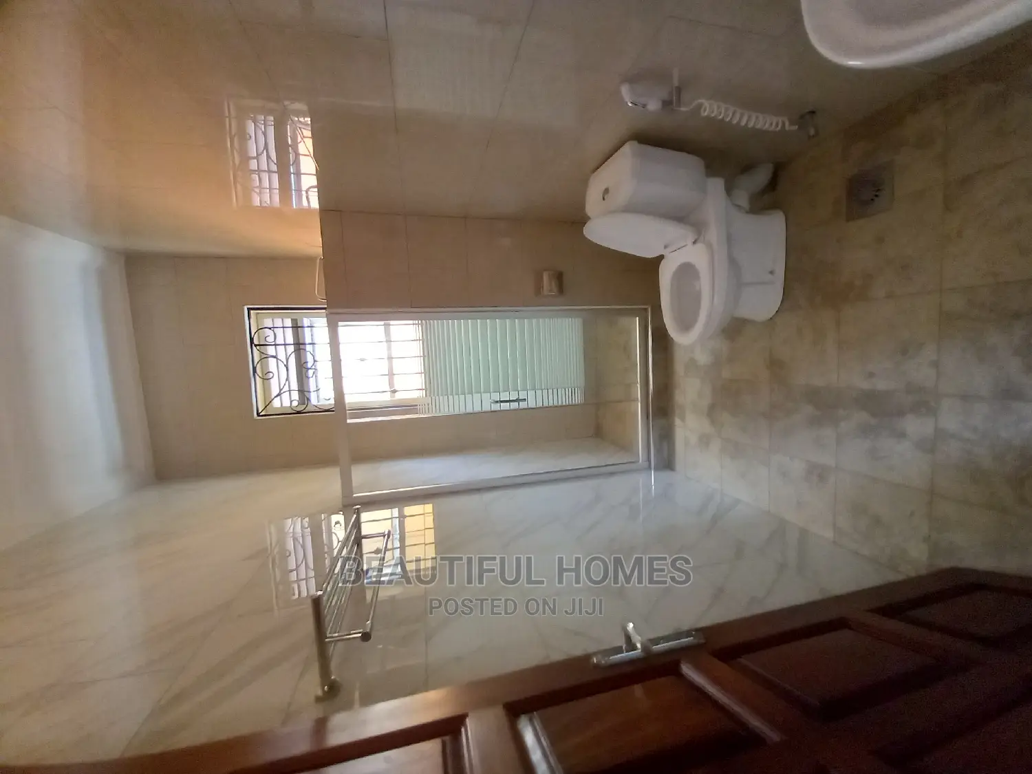 Furnished 2bdrm Apartment in Kisaasi, Central Division for Sale