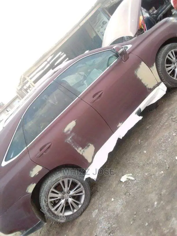Car Spray Paint and Body Strangethen