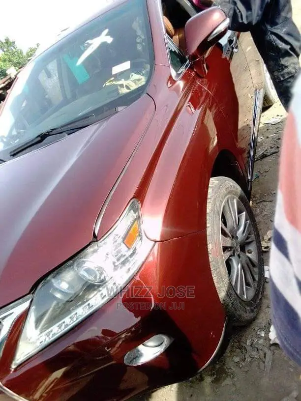 Car Spray Paint and Body Strangethen