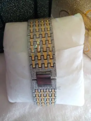 Simple Lady Watches Available