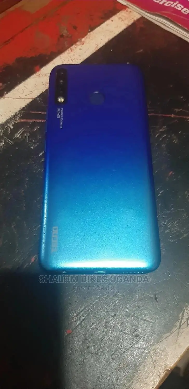 Tecno Spark 4 64 GB Blue