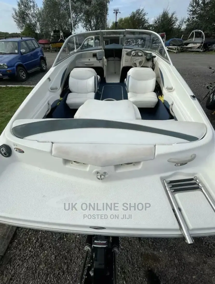 Bayliner Capri 19ft Speed Boat