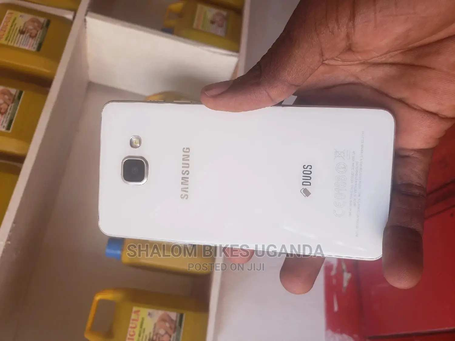 New Samsung Galaxy A5 16 GB White