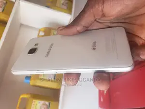New Samsung Galaxy A5 16 GB White