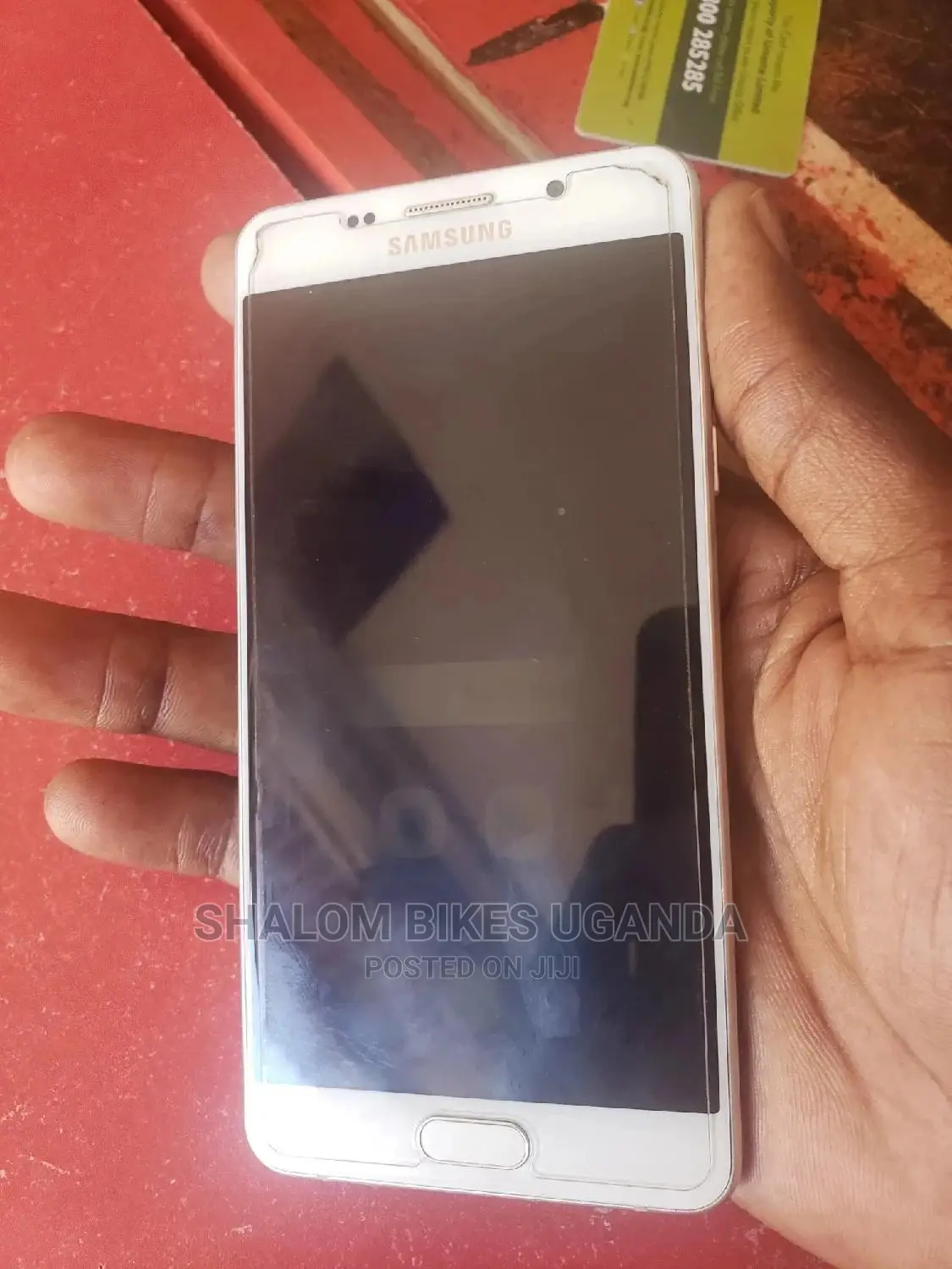 New Samsung Galaxy A5 16 GB White