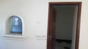 5bdrm Duplex in Kololo Property, Central Division for Rent
