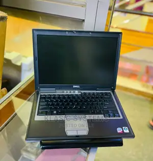 Laptop Dell Latitude D610 2GB Intel Core 2 Duo 160GB