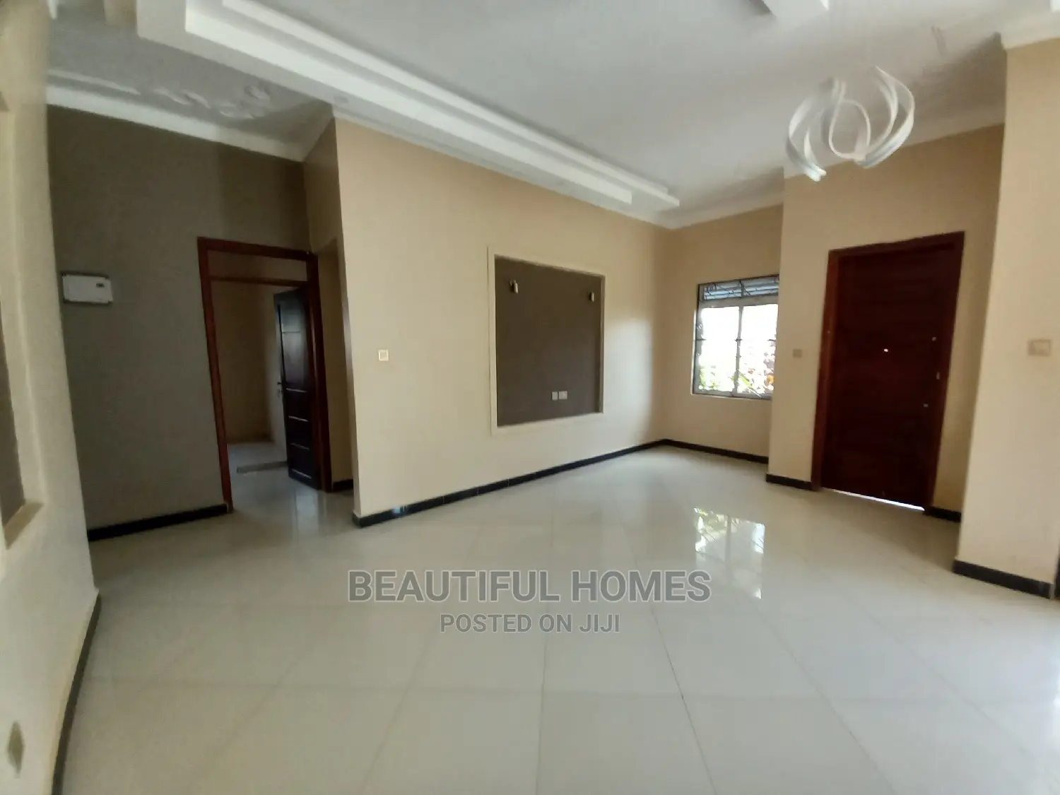 Furnished 4bdrm House in Kira Tarmacked for Sale