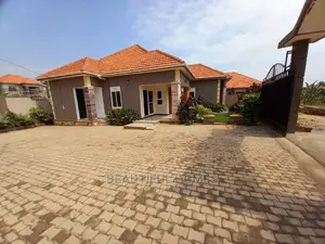Furnished 4bdrm Bungalow in Kira Tarmacked for Sale