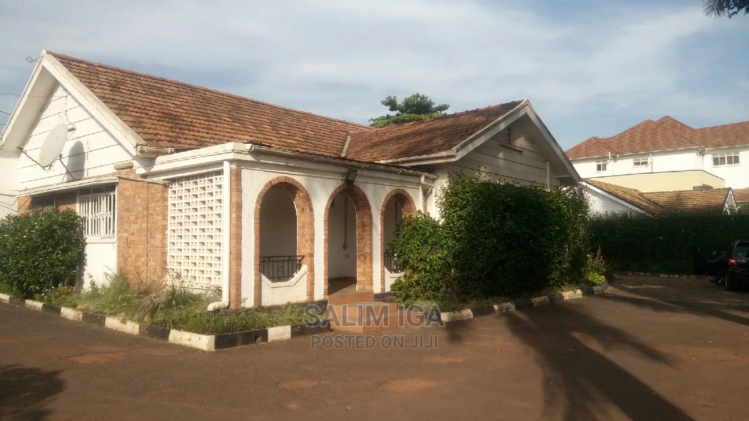 4bdrm Bungalow in Kololo Property, Central Division for Rent