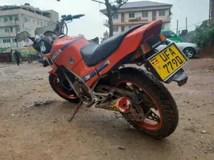 Honda VT 2019 Orange
