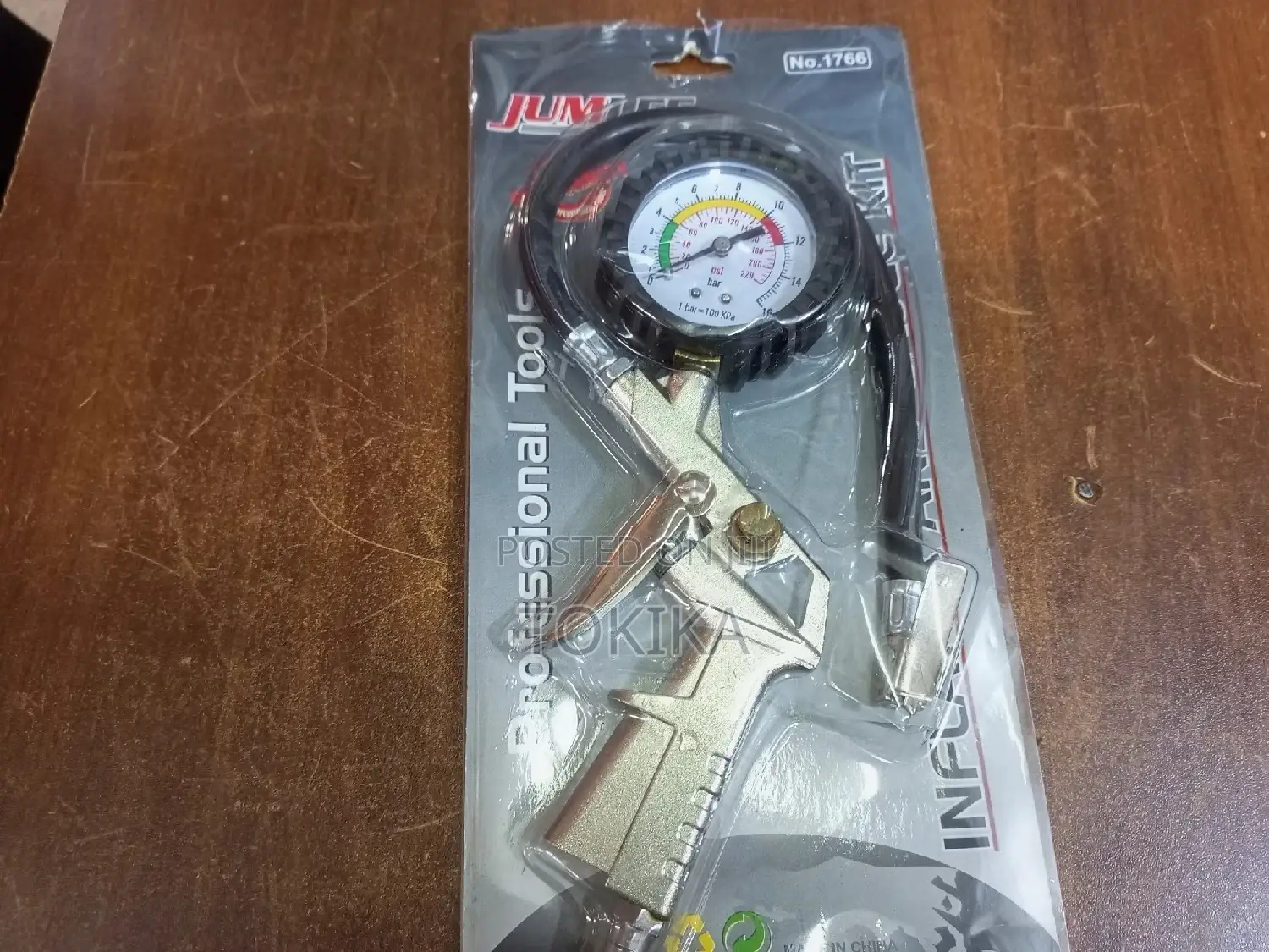 Inflator and Gauge Kit