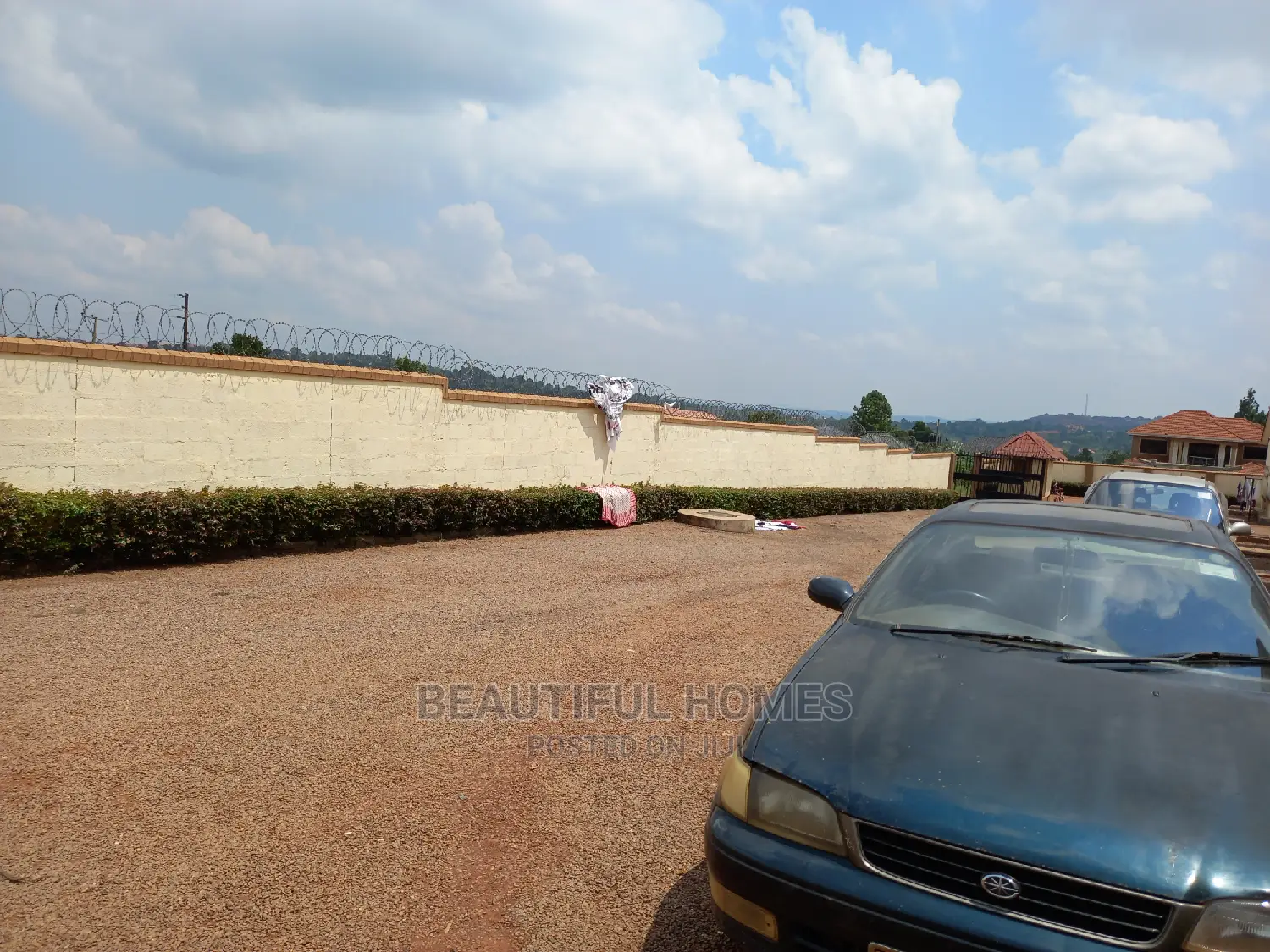 Furnished 1bdrm Condo in Gayaza, Kira for Sale