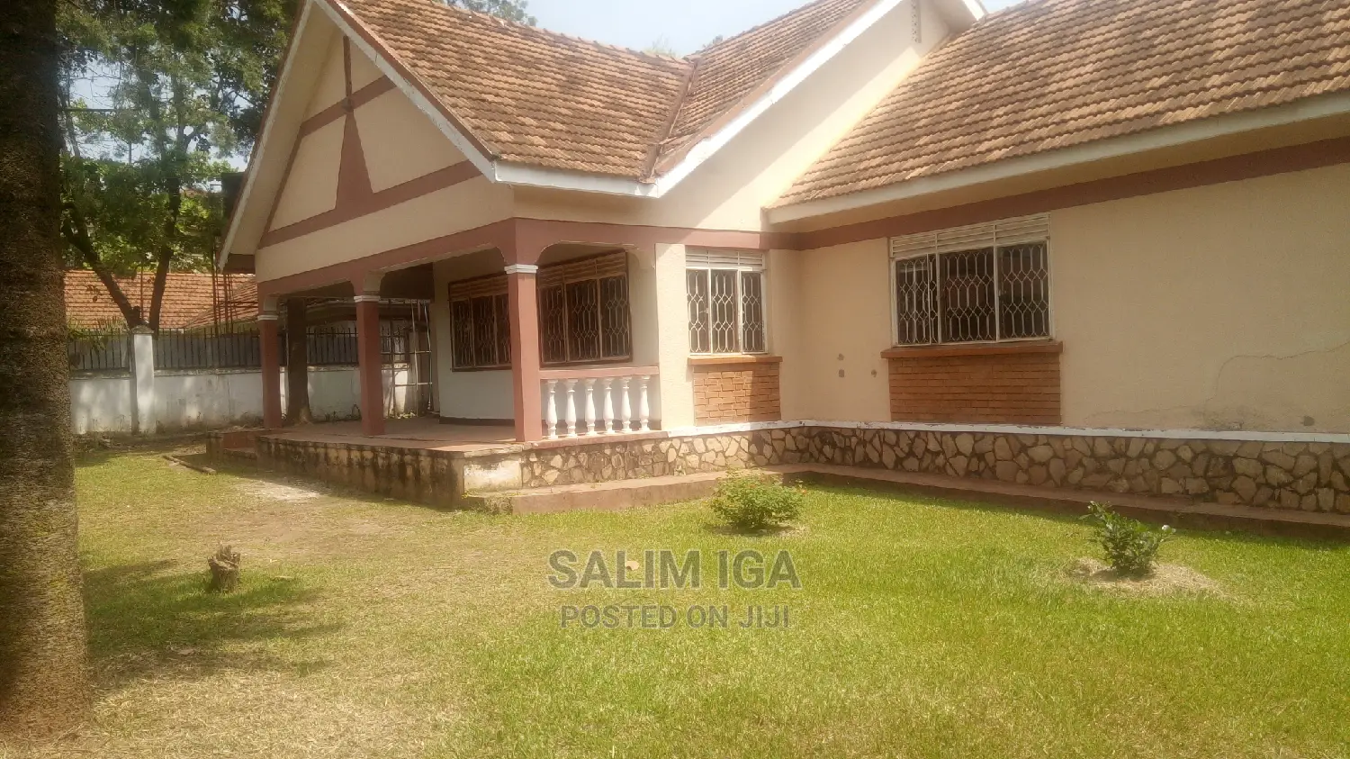 4bdrm Bungalow in Kololo Property, Central Division for Rent