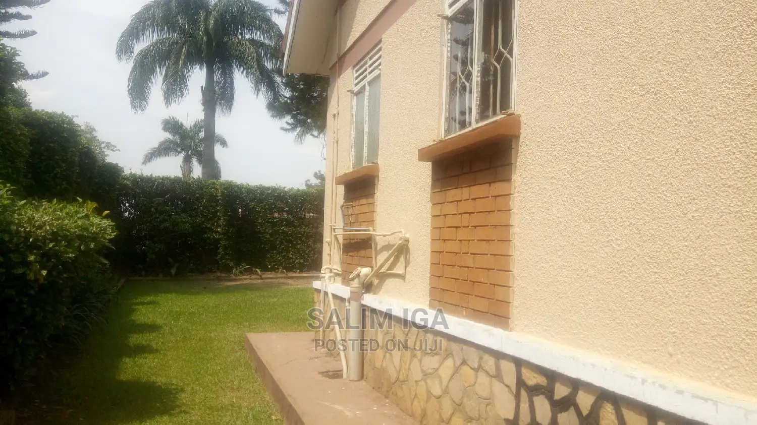 4bdrm Bungalow in Kololo Property, Central Division for Rent