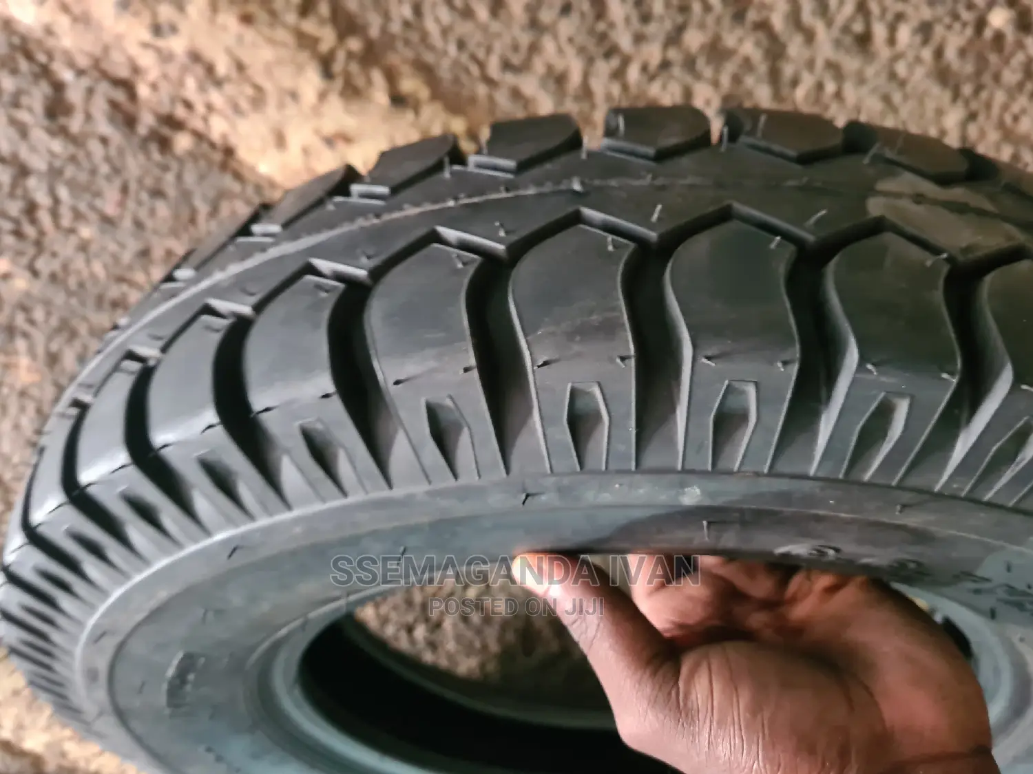 500r12 Tire