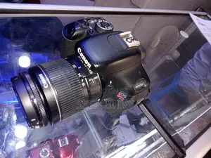 Canon EOS Rebel T3i/600d.