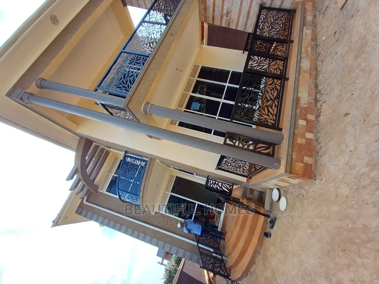 Furnished 5bdrm House in Kisaasi, Central Division for Sale