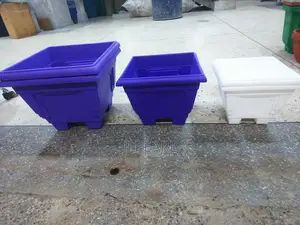 Plastic Squared Flower Pots