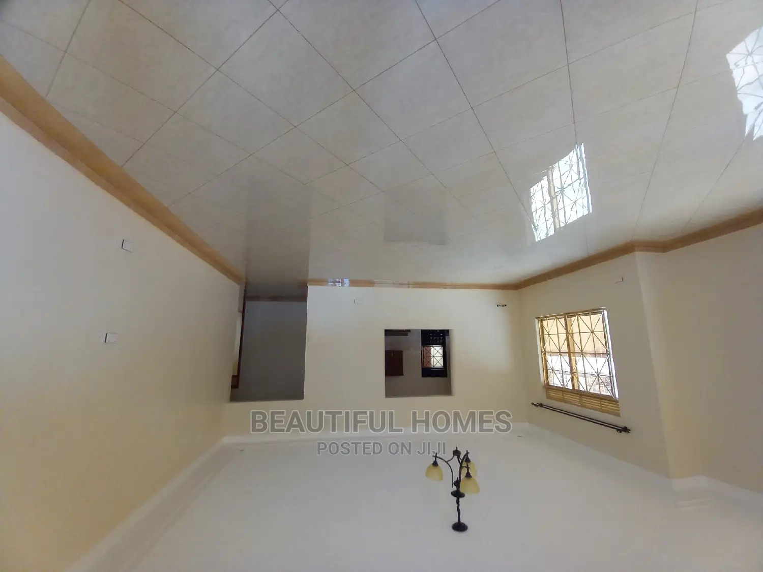 Furnished 4bdrm Bungalow in Kira for Sale
