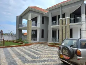 Furnished 6bdrm Mansion in Kkwatule, Central Division for Sale