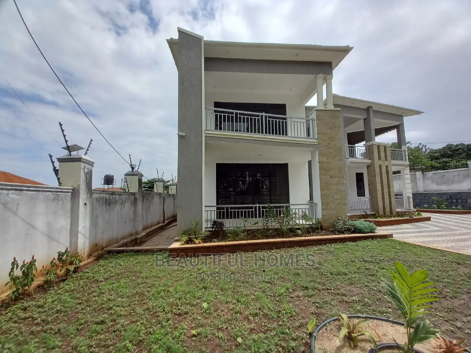 Furnished 6bdrm Mansion in Ministers Village, Central Division