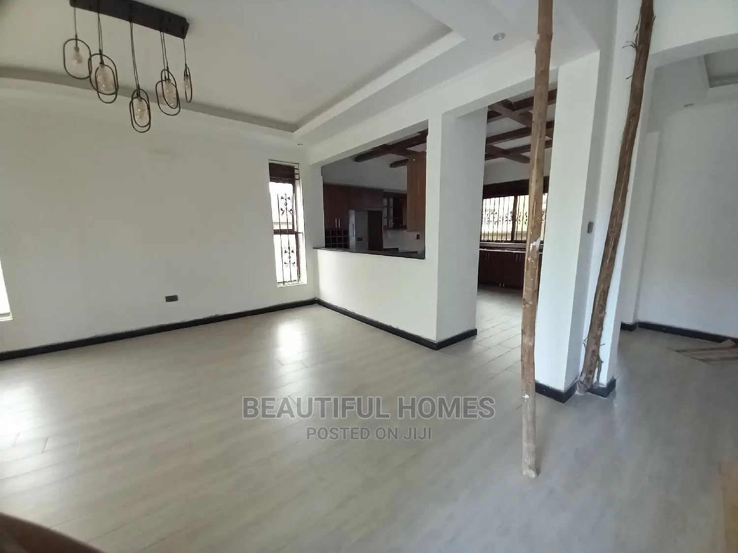 Furnished 6bdrm Mansion in Kiwatule, Central Division for Sale