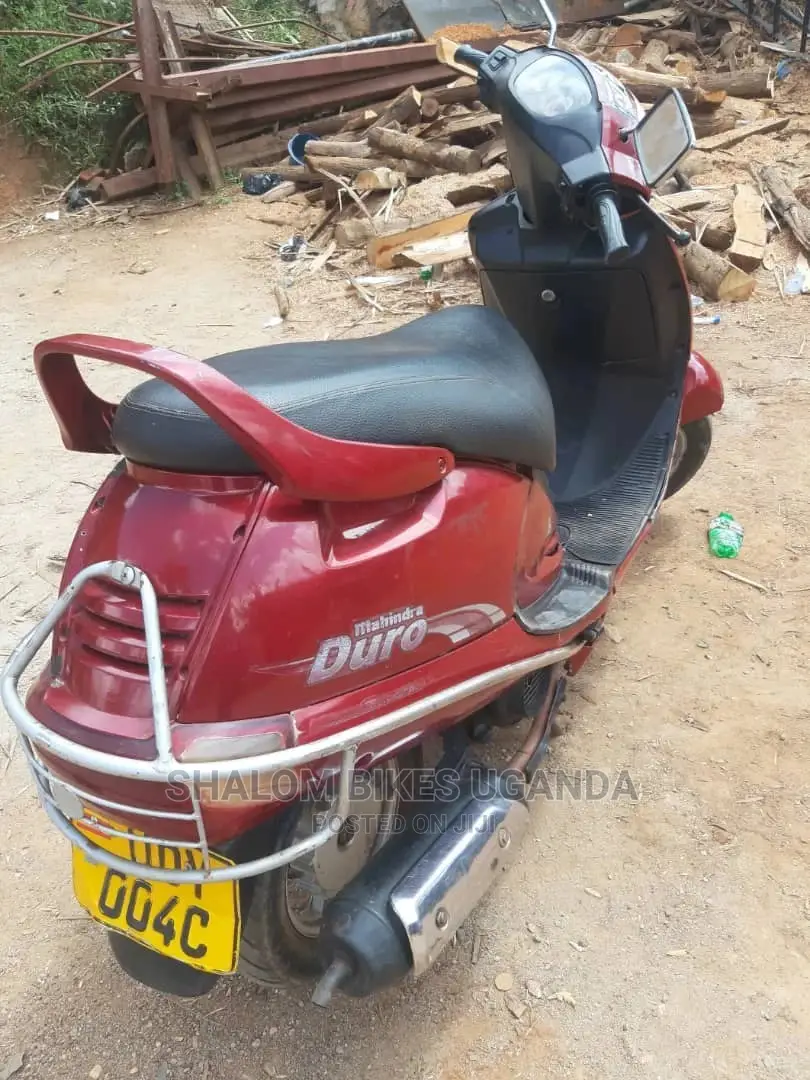 Mahindra Duro 2018 Red
