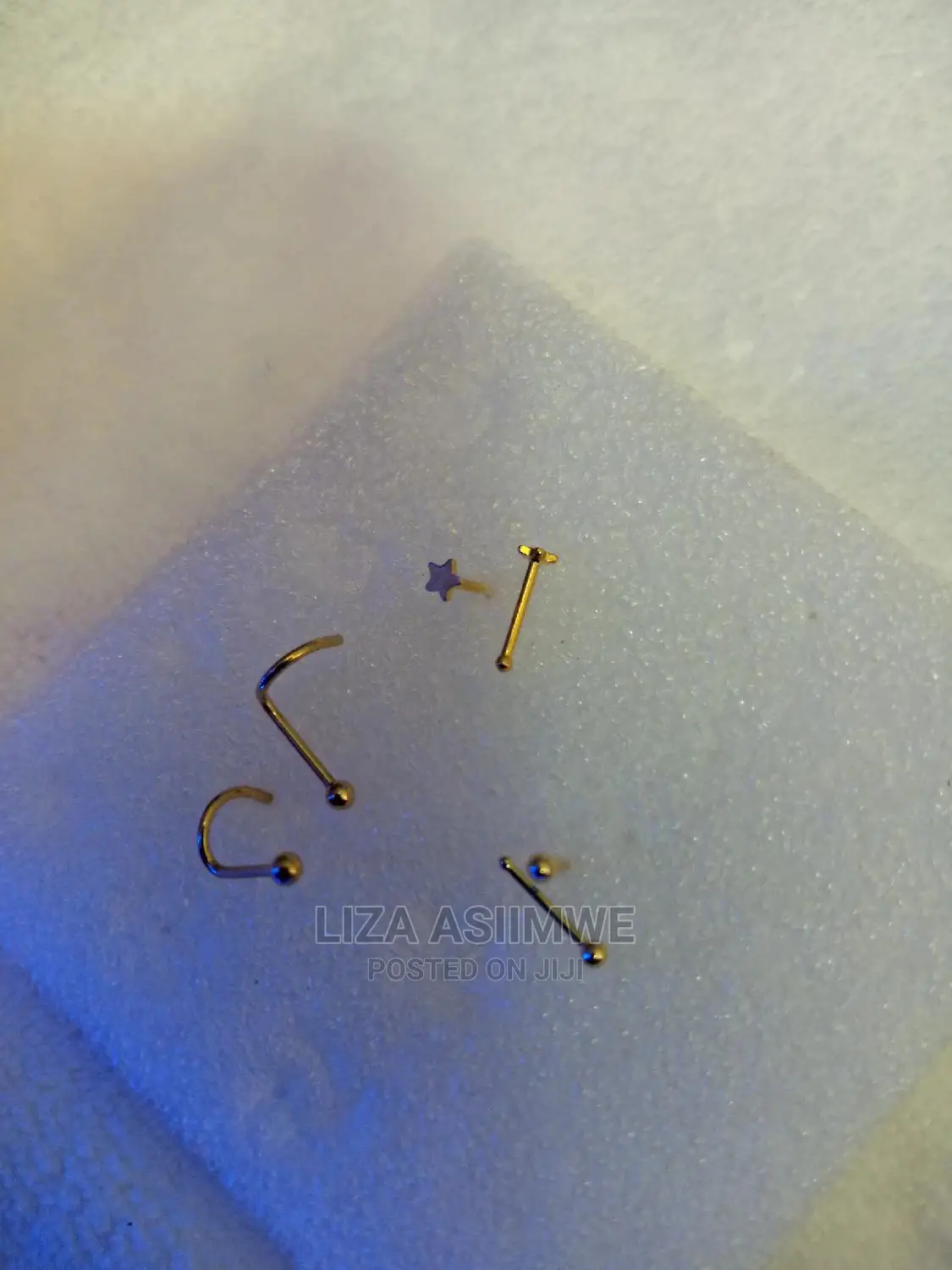 Quality Nose Pins Available