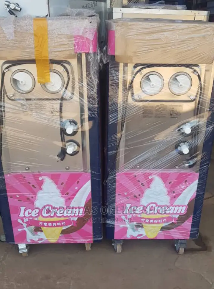 Big Ice Cream Machine Pink Available With Warranty 20L in Central Division Restaurant