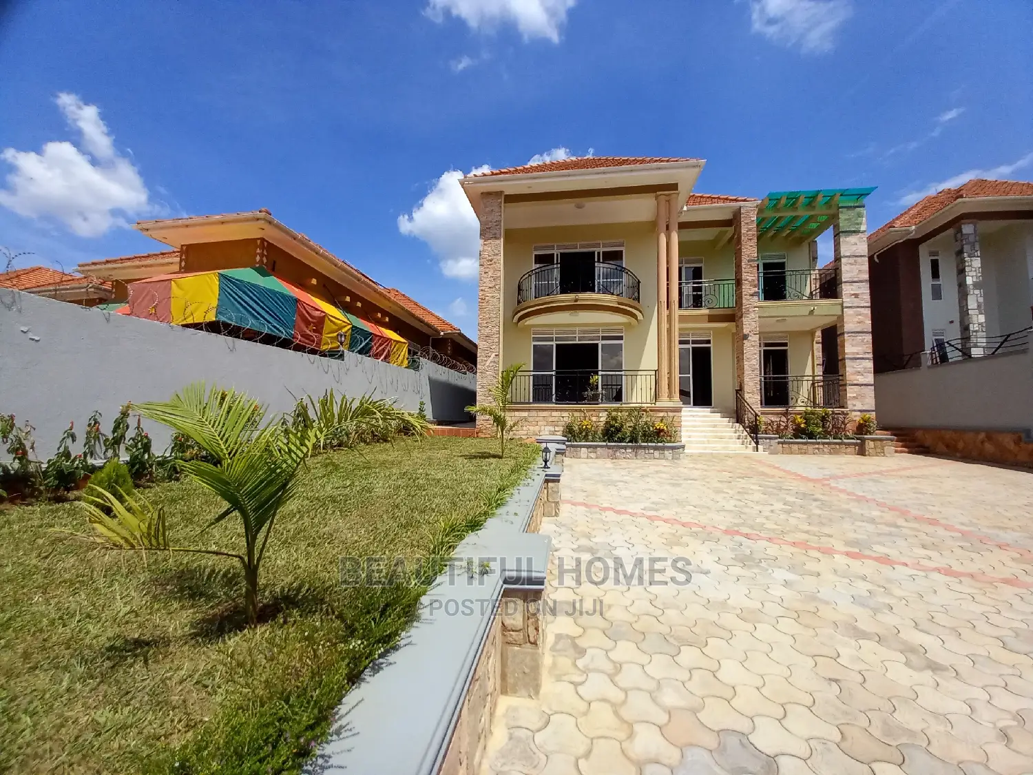 Furnished 6bdrm Mansion in Tarmack Estate, Kira for Sale