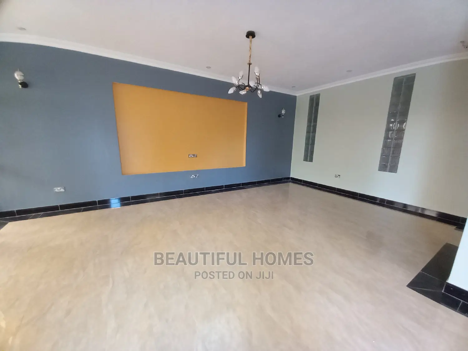 Furnished 6bdrm Mansion in Corporate Heights, Kira for Sale