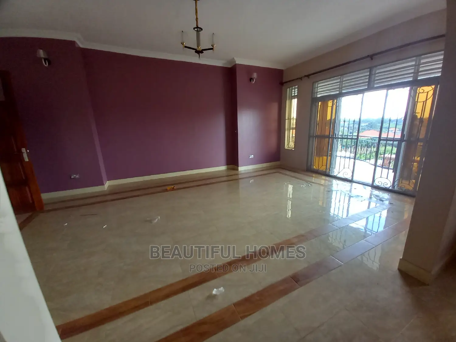 Furnished 6bdrm Mansion in Kira for Sale