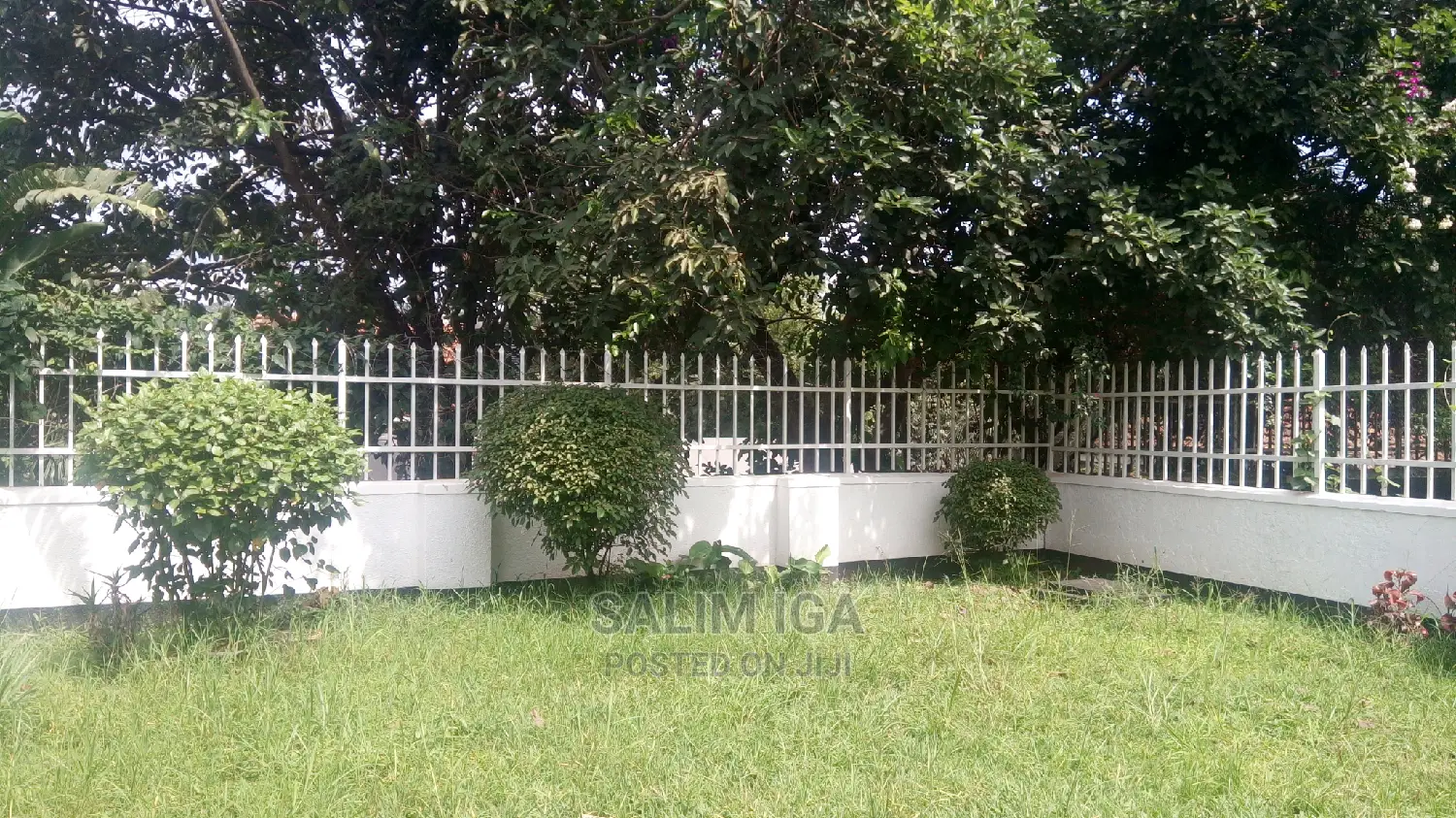3bdrm Townhouse/Terrace in Kololo Property, Central Division for Rent