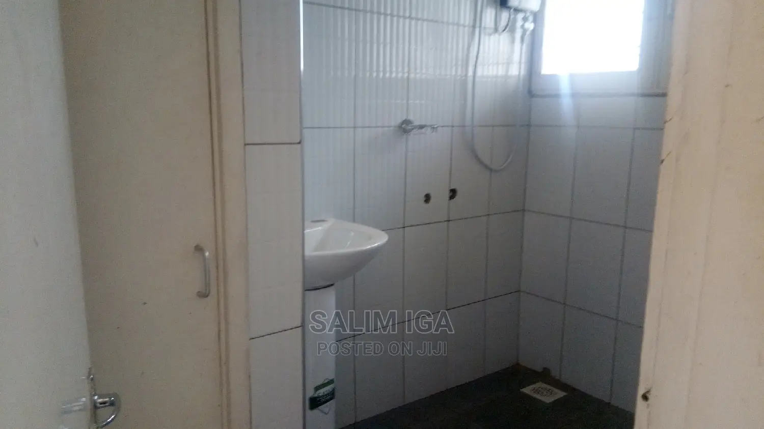 3bdrm Townhouse/Terrace in Kololo Property, Central Division for Rent