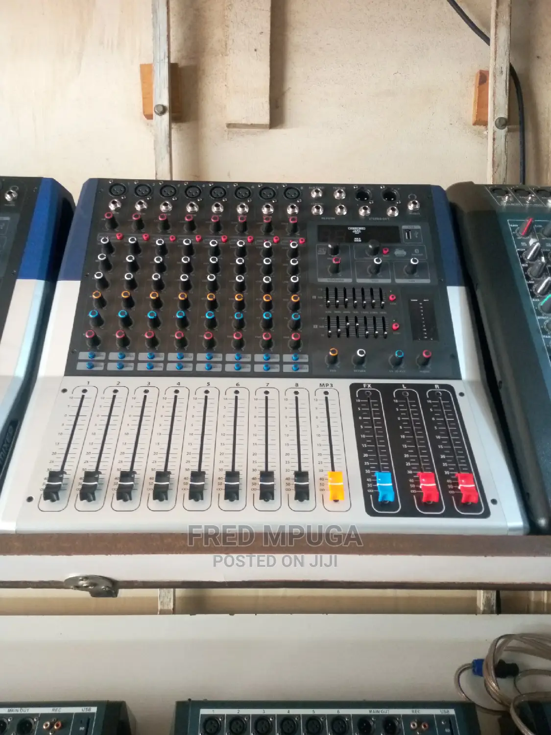 YAMHA KV_80 Amplified Mixer