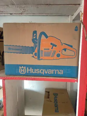Chain Saw Achine