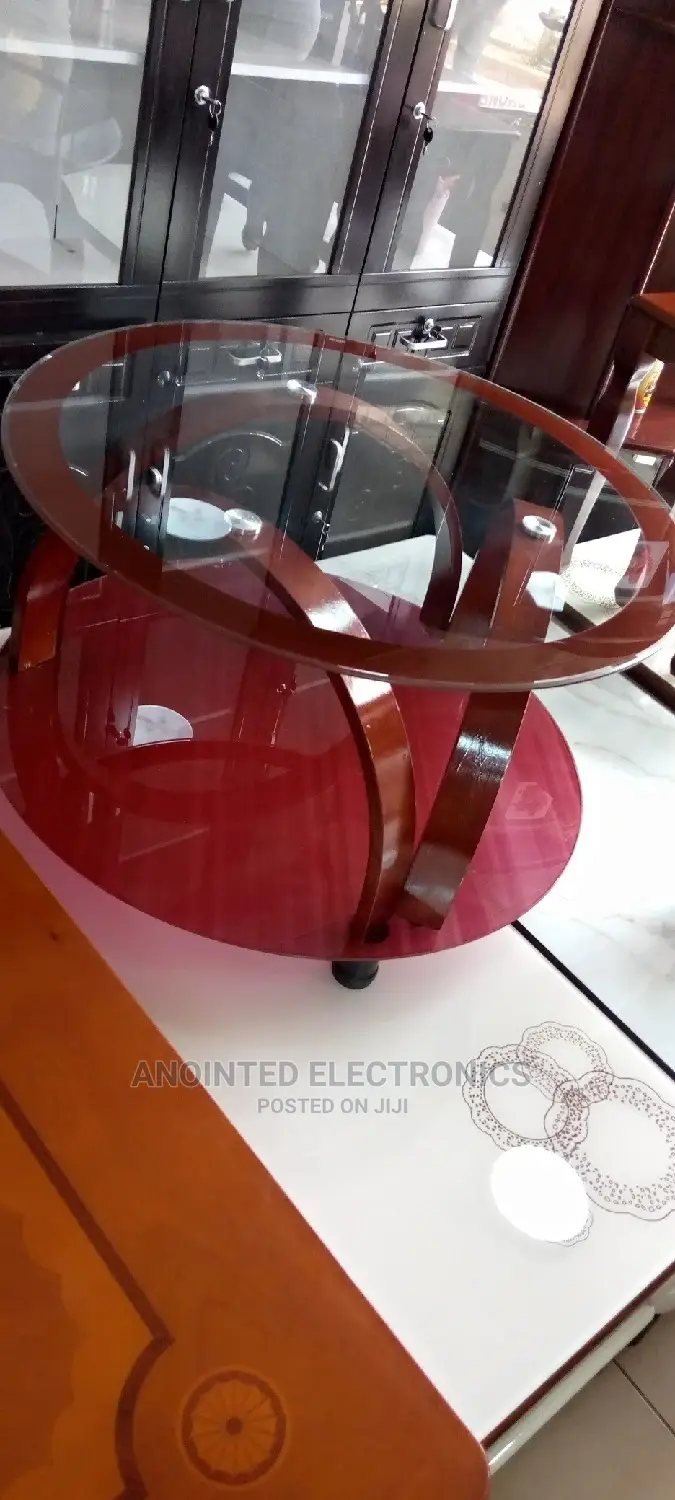 Center Round Glass Tables