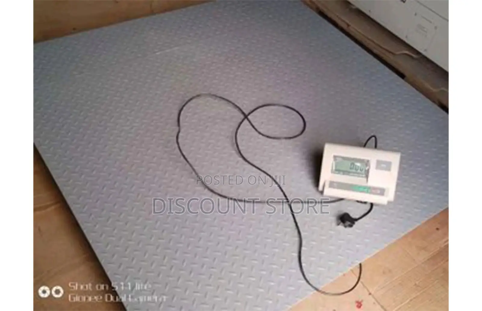 Strong Floor Weight Scales.