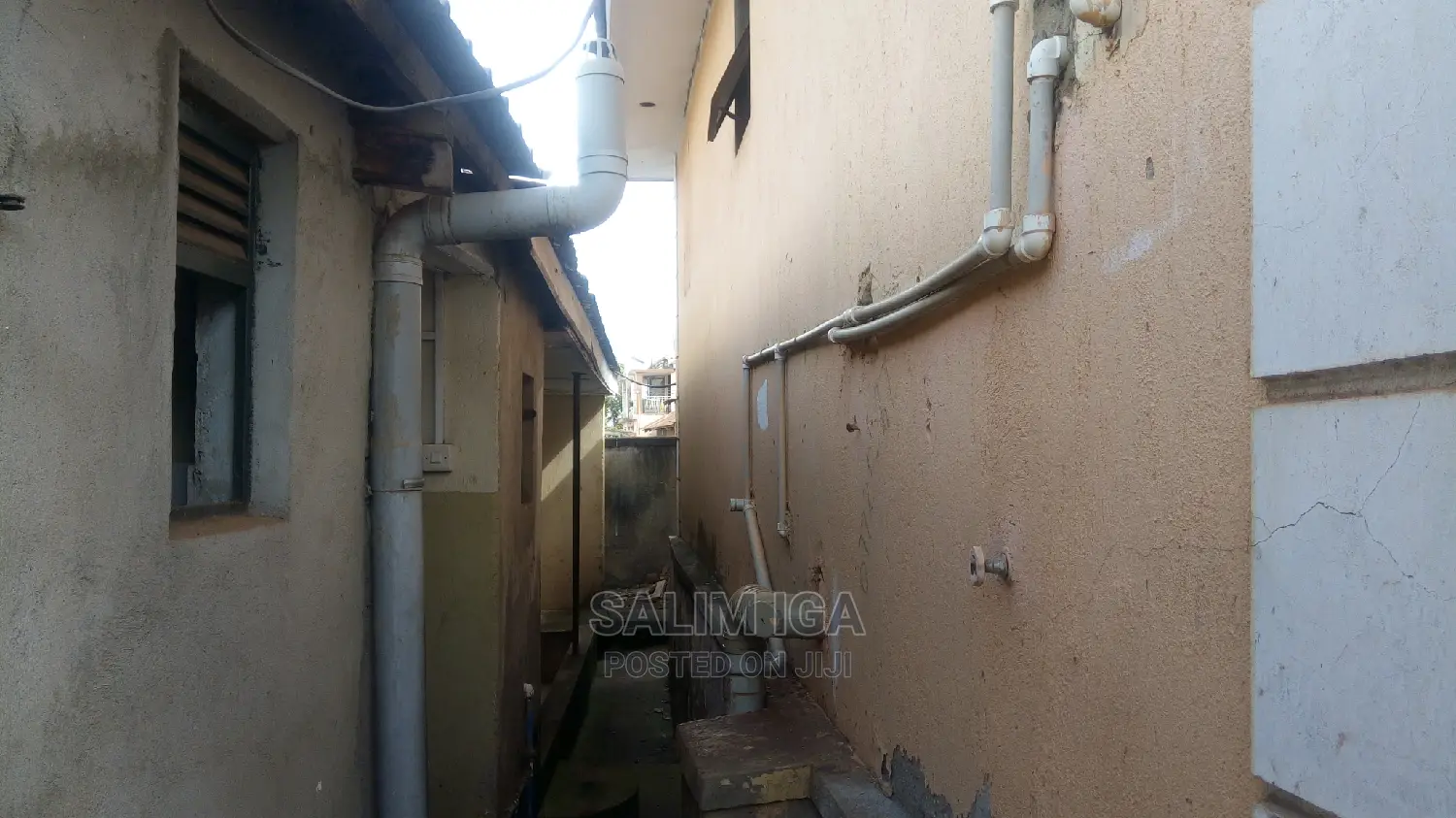3bdrm Bungalow in Kololo Property, Central Division for Sale