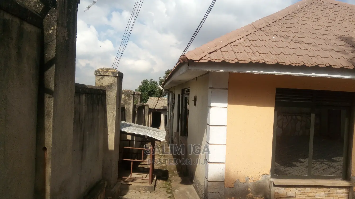 3bdrm Bungalow in Kololo Property, Central Division for Sale