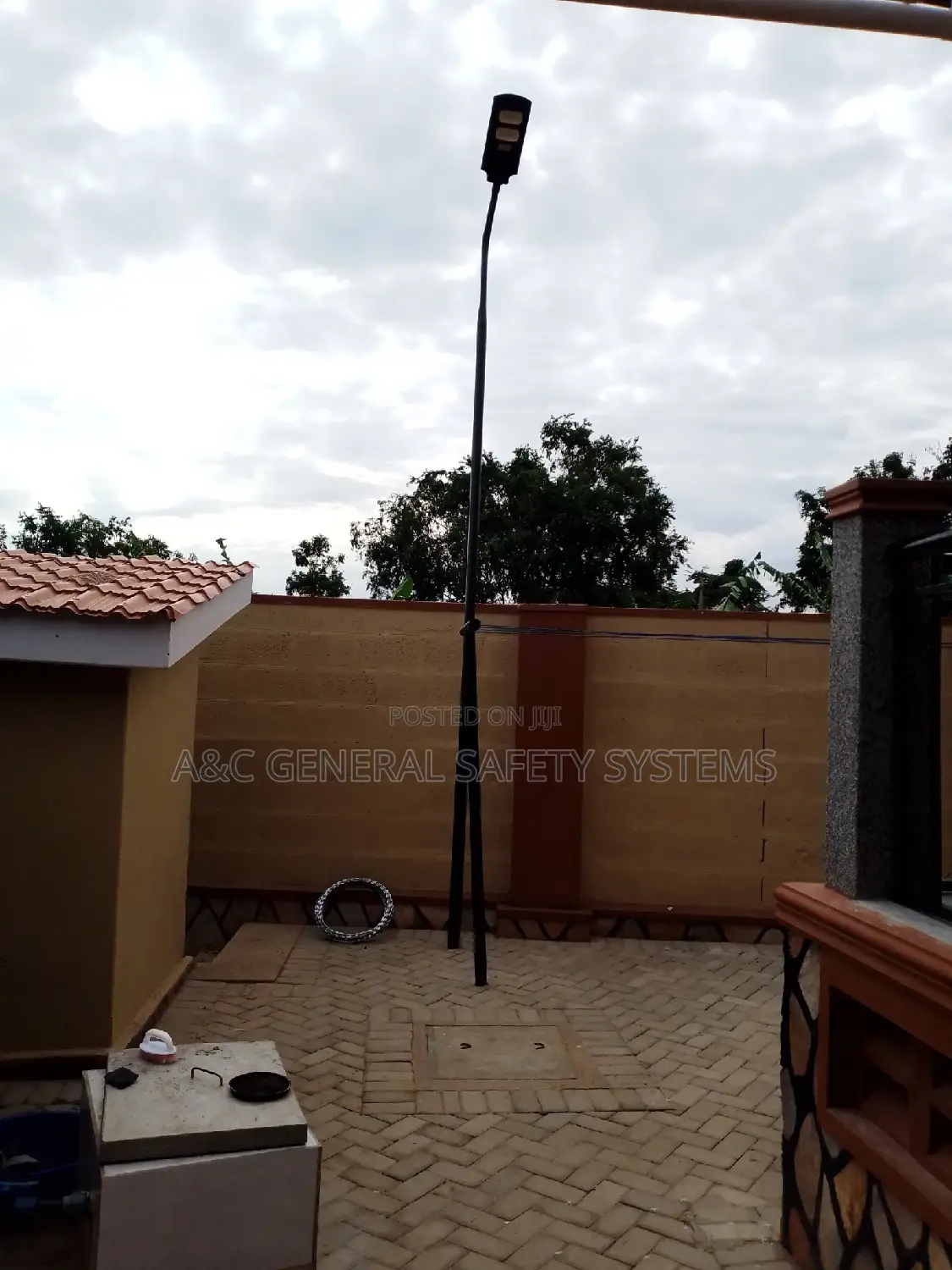 Solar Security Light 100W With Stand Pole