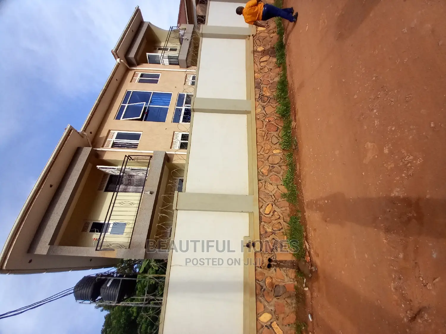 Furnished 1bdrm Apartment in Kira for Sale