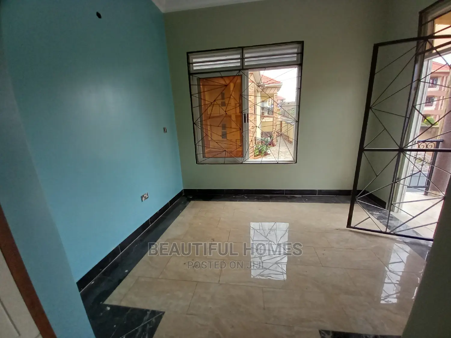 Furnished 6bdrm Mansion in Best Neighborhood, Kira for Sale