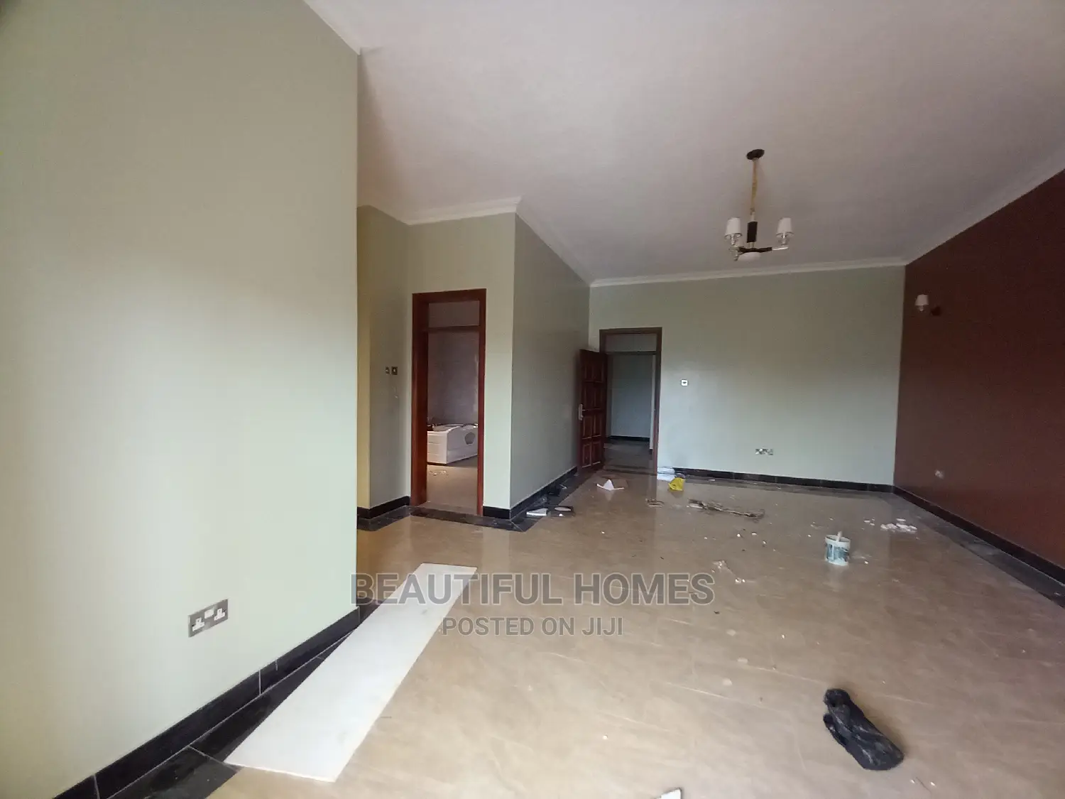 Furnished 6bdrm Mansion in Best Neighborhood, Kira for Sale